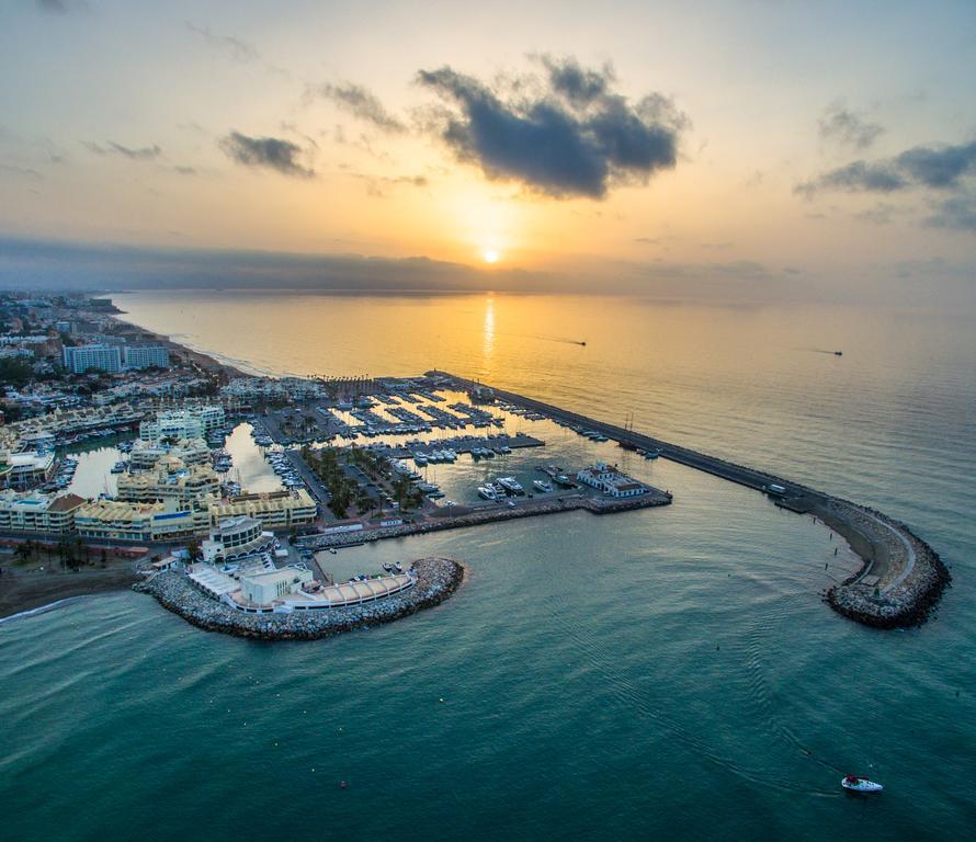 Puerto Marina Beach & Golf Benalmadena Exterior photo